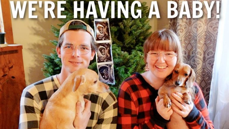 WE’RE HAVING A BABY! + TELLING FRIENDS & FAMILY | VLOGMAS DAY 1